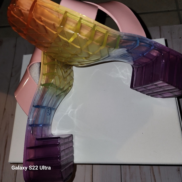 Filp Flops - Picture 10 of 11